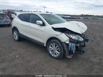 NISSAN QASHQAI 2017