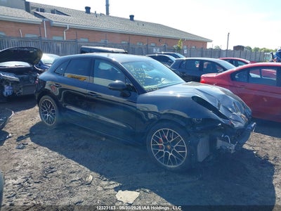 PORSCHE MACAN 2017