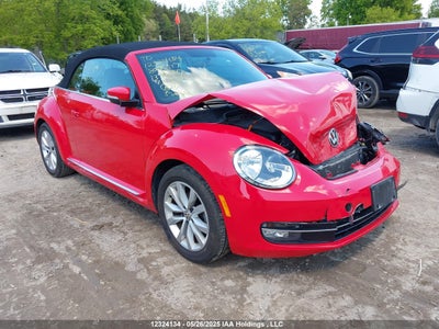 VOLKSWAGEN BEETLE 2013