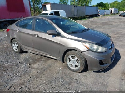 HYUNDAI ACCENT 2013