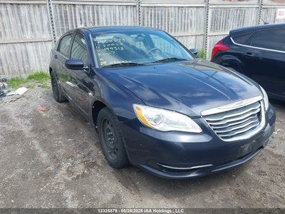 CHRYSLER 200 2012