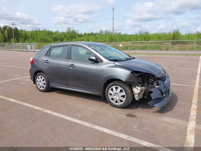 TOYOTA MATRIX 2012