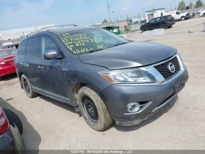 NISSAN PATHFINDER 2015