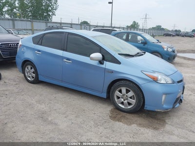 TOYOTA PRIUS PLUG-IN 2013