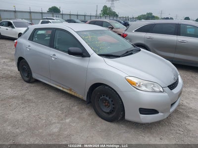 TOYOTA MATRIX 2010