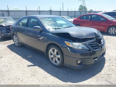 TOYOTA CAMRY 2011