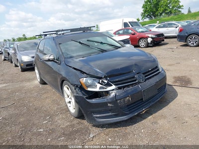 VOLKSWAGEN GOLF 2015