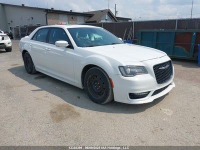 CHRYSLER 300 2019
