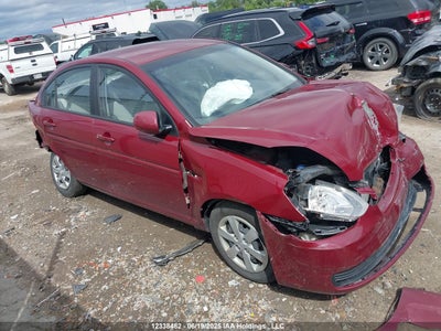 HYUNDAI ACCENT 2010
