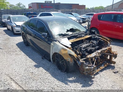 TOYOTA CAMRY 2024