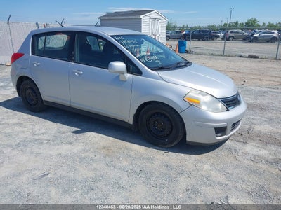 NISSAN VERSA 2010