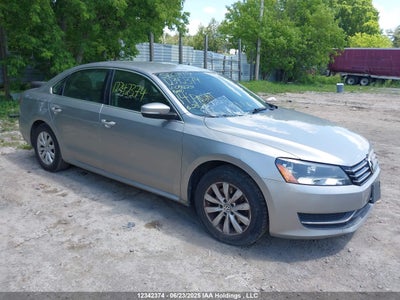 VOLKSWAGEN PASSAT 2014