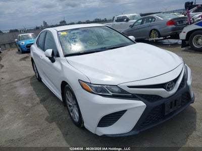 TOYOTA CAMRY 2020