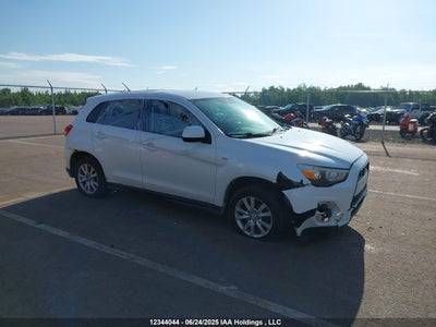 MITSUBISHI RVR 2014