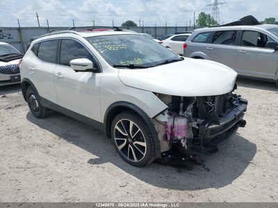 NISSAN QASHQAI 2019