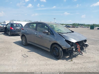 NISSAN LEAF 2024
