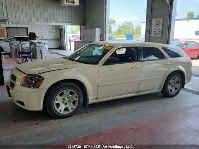 DODGE MAGNUM 2005