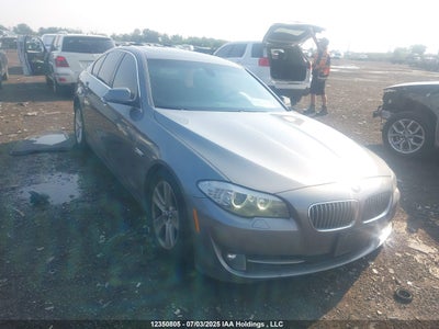 BMW 528I 2011