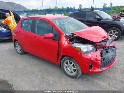 TOYOTA YARIS 2015