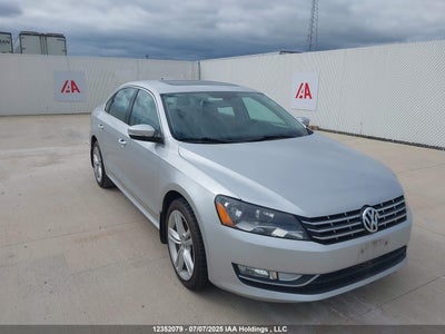 VOLKSWAGEN PASSAT 2013