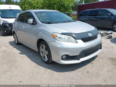 TOYOTA MATRIX 2011