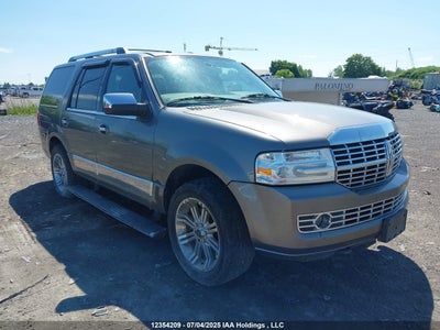 LINCOLN NAVIGATOR 2014