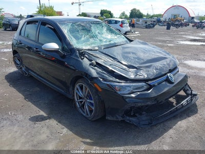 VOLKSWAGEN GOLF R 2024