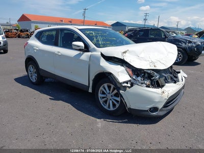 NISSAN QASHQAI 2017