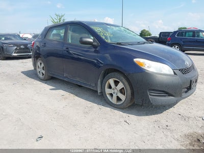TOYOTA MATRIX 2012