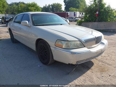 LINCOLN TOWN CAR 2007