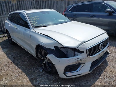 VOLVO V60 2020