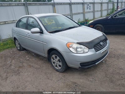 HYUNDAI ACCENT 2010