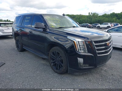 CADILLAC ESCALADE 2017