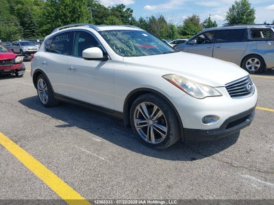INFINITI JOURNEY 2011