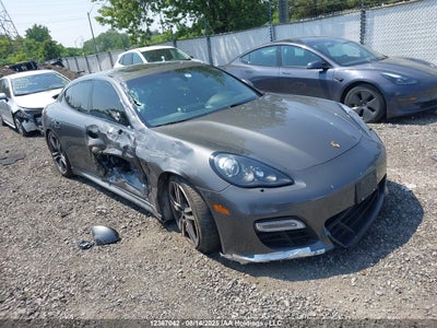 PORSCHE PANAMERA 2013