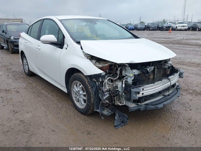 TOYOTA PRIUS PRIME 2017