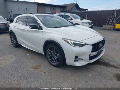 INFINITI QX30 2017