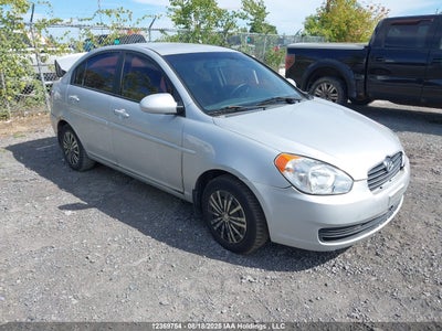 HYUNDAI ACCENT 2009