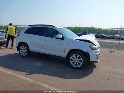 MITSUBISHI RVR 2014