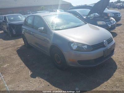 VOLKSWAGEN GOLF 2010