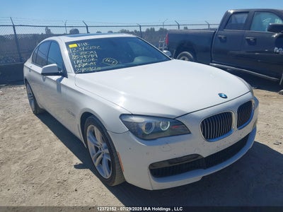 BMW 750 2012