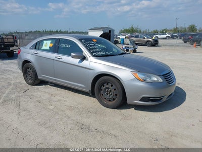 CHRYSLER 200 2013