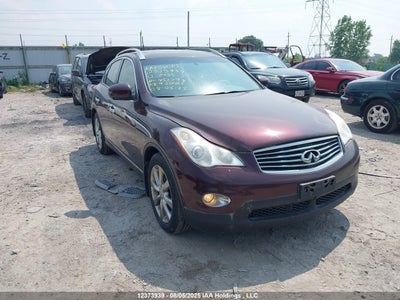 INFINITI JOURNEY 2012