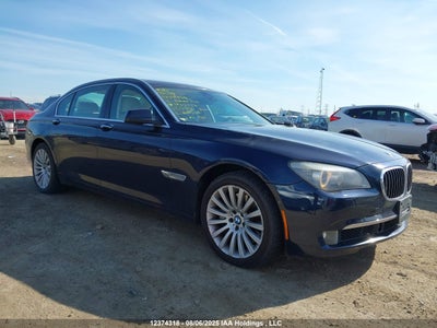 BMW 750 2011