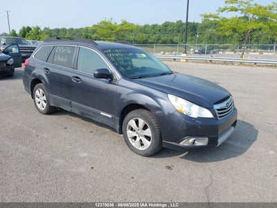 SUBARU OUTBACK 2012