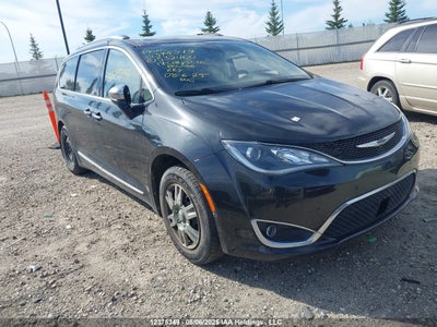 CHRYSLER PACIFICA 2017