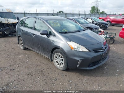 TOYOTA PRIUS V 2012