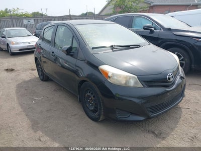 TOYOTA YARIS 2012