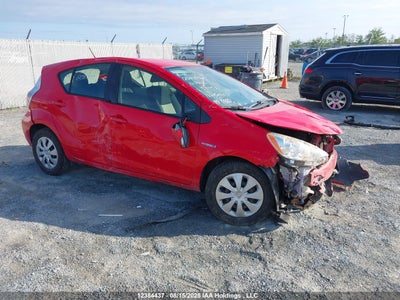 TOYOTA PRIUS C 2014
