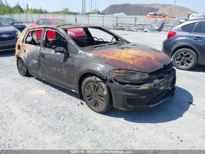 VOLKSWAGEN E-GOLF 2017